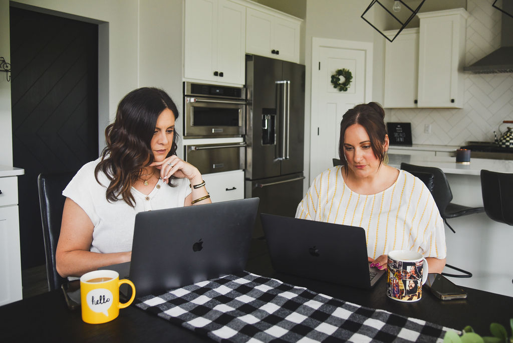 Social G Co Team Working Together